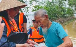 Nhà hảo tâm chuyển cho Thủy Tiên 300 triệu ủng hộ sau đó xin lại vì nhầm