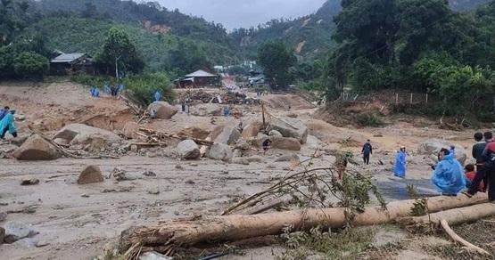 Thêm một vụ lở núi ở Quảng Nam, 11 người mất tích tại Phước Sơn