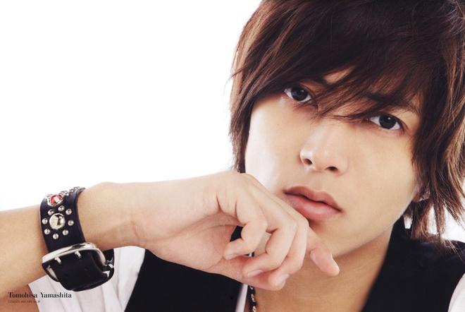 Tài tử Nhật có nguy cơ mất sự nghiêp vì đi khách sạn với người mẫu 17 tuổi