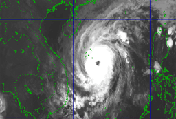 Bão số 13 mạnh thành cuồng phong, cách Đà Nẵng 370km