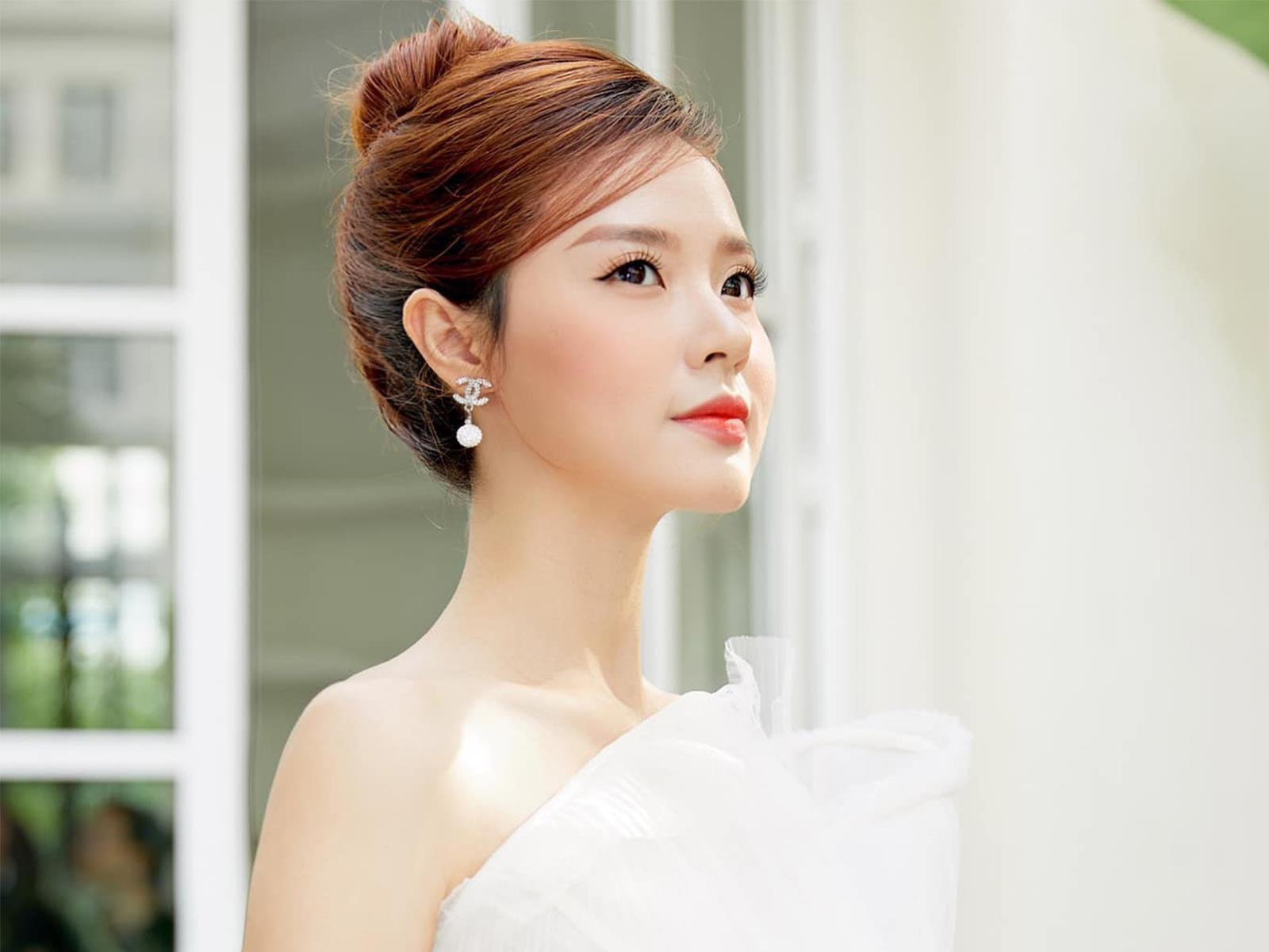 Tử vi ngày 20/11 của 12 con giáp: Tý cẩn thận mất tiền lớn