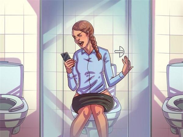 Vì sao không nên sử dụng điện thoại trong nhà vệ sinh?