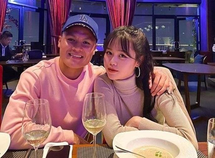 Huỳnh Anh có động thái bất ngờ khi Quang Hải nhấn nút theo dõi Instagram