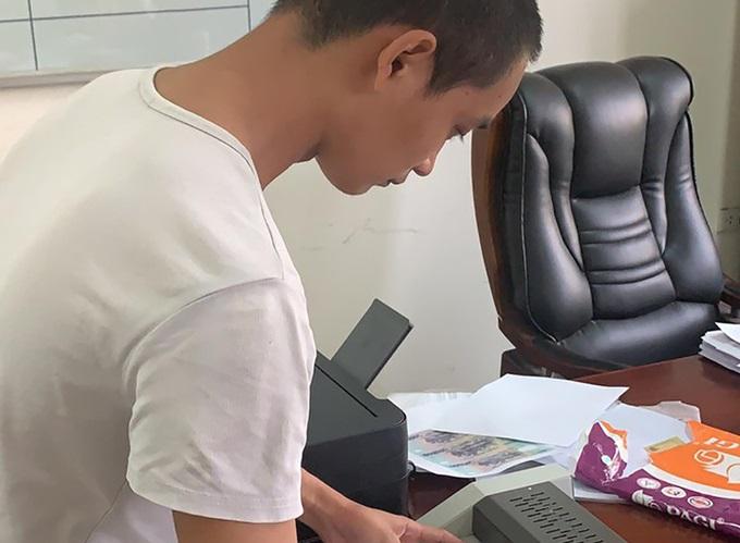Hà Nội: Khởi tố đối tượng dùng máy photocopy in tiền giả bán lấy tiền thật