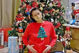 Hồ Hạnh Nhi công khai mang thai lần 3 với chồng doanh nhân