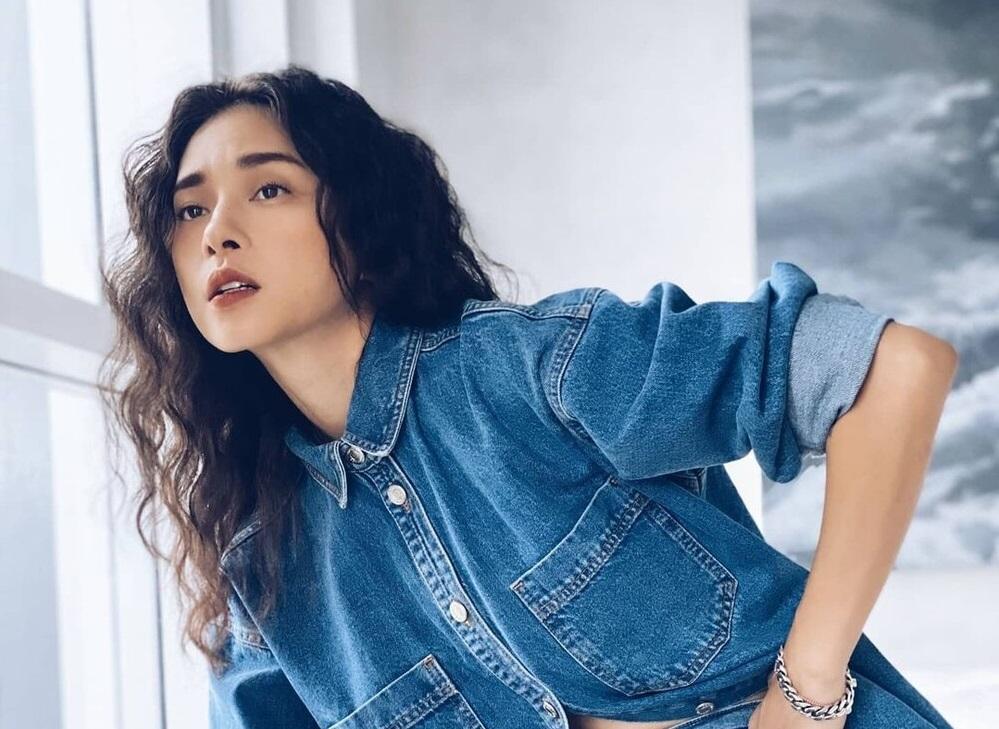 Giữa tin đồn hẹn hò Huy Trần, Ngô Thanh Vân không ngại khoe bó hoa tình yêu