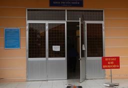 Thêm một ca dương tính Covid-19, là nữ hành khách đi cùng bệnh nhân 1440