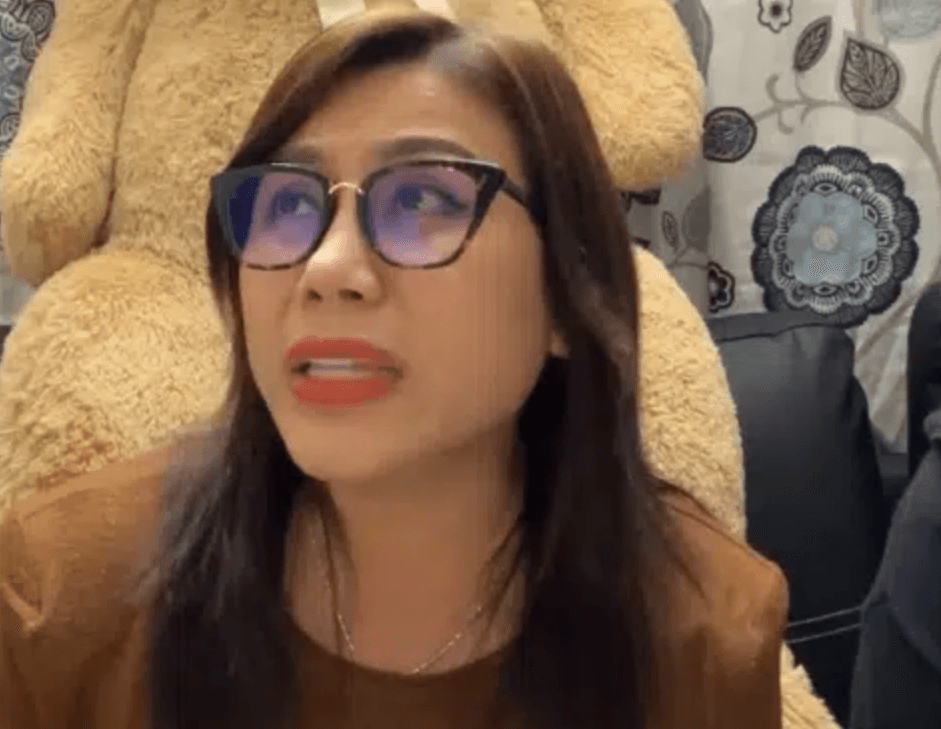 Vợ cũ Hoàng Anh livestream tố chồng không ngủ chung từ khi qua Mỹ