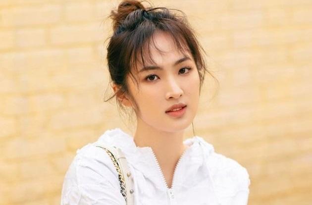 "Công chúa Huawei" Diêu An Na bị chê bai khi vừa gia nhập showbiz