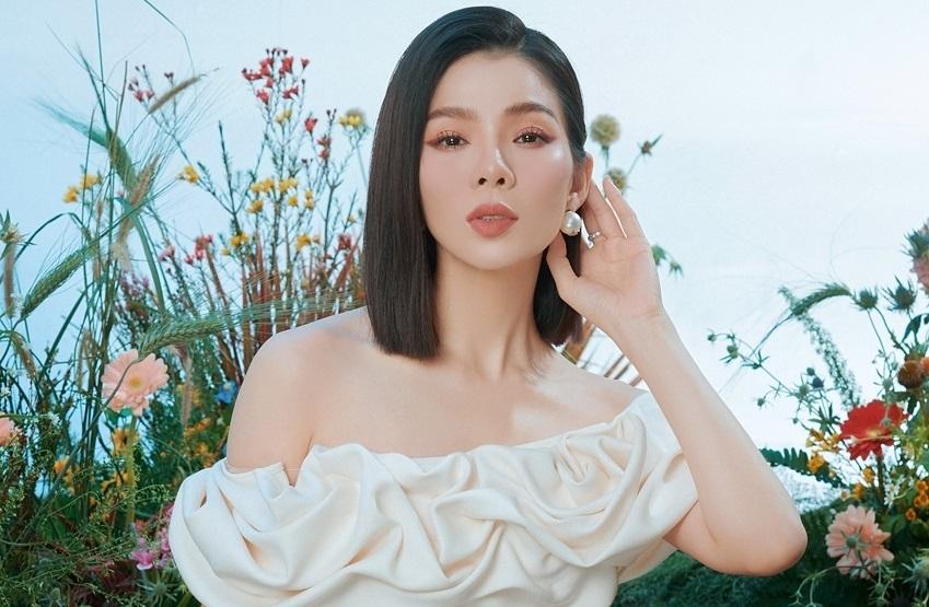 Lệ Quyên hóa "nàng thơ" trong BST Tết 2021 của NTK Đỗ Long