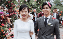 Công Phượng khiến fan ghen tị vì tiết lộ vợ đảm đang, lo Tết cho cả 2 bên gia đình