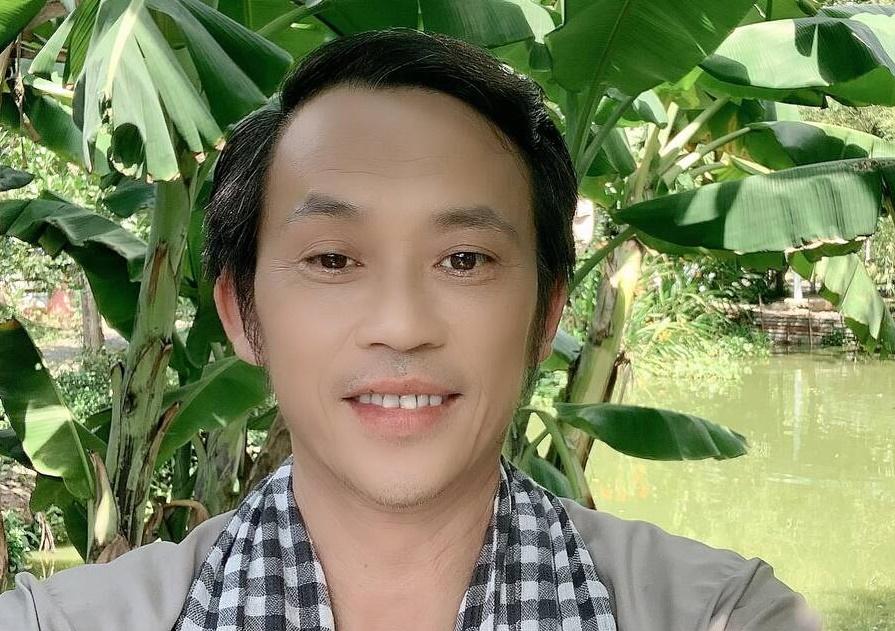 U60 còn vác sách vở sang học con, Hoài Linh giàu có chỉ sau 2 tuần
