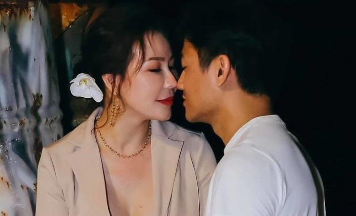 Nghe vợ đại gia của Quý Bình chia sẻ quan điểm về hạnh phúc mà "ấm lòng"