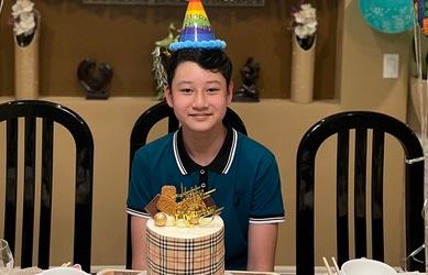 Con trai Jennifer Phạm và chồng cũ Quang Dũng mới 13 tuổi đã cao hơn 1,7m