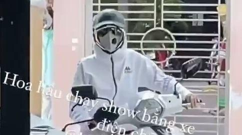 Cát xê hạng A, Top 5 Miss Universe H'Hen Niê vẫn chạy show bằng xe máy điện