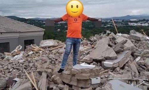 Bị chia tay, chàng trai đập biệt thự mua tặng bạn gái thành đống gạch vụn