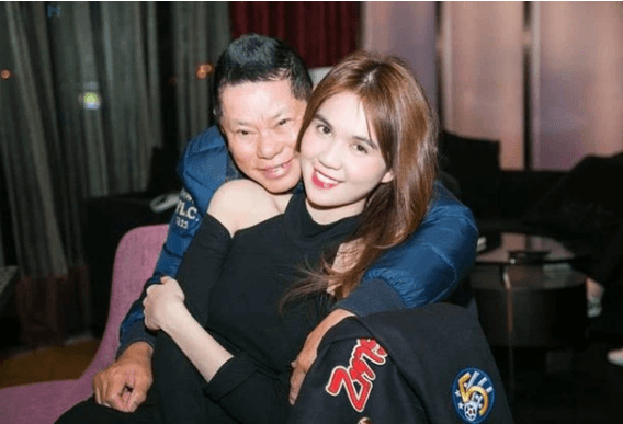 Tỷ phú Hoàng Kiều tuyển người chăm sóc trọn đời giá 2 tỷ/năm