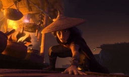 Bị Bố Già "chiếm sóng" tại Việt Nam, Công chúa Disney gốc Việt có doanh thu đứng đầu toàn thế giới