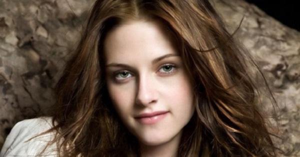 Nghi vấn Kristen Stewart lại ngoại tình, chia tay bạn gái sau 1 năm hẹn hò