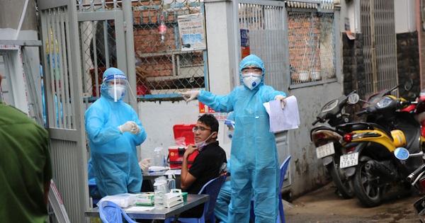 TP.HCM: Ghi nhận ổ dịch 24 người nghi nhiễm Covid-19, 1 là phụ bếp Sheraton