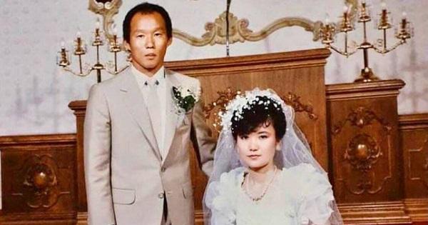 Dân tình lan truyền ảnh cưới hiếm của HLV Park Hang Seo và vợ 34 năm trước