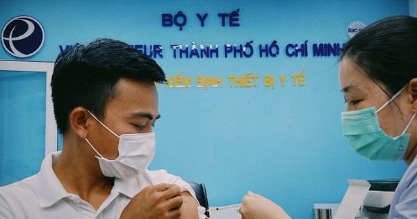 Sau khi tiêm vaccine Covid-19 nên ăn uống thế nào?