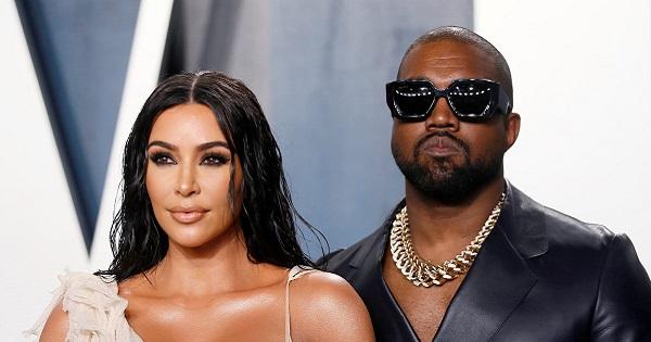 Chồng cũ có tình mới, Kim Kardashian bị fan boy "trồng cây si"