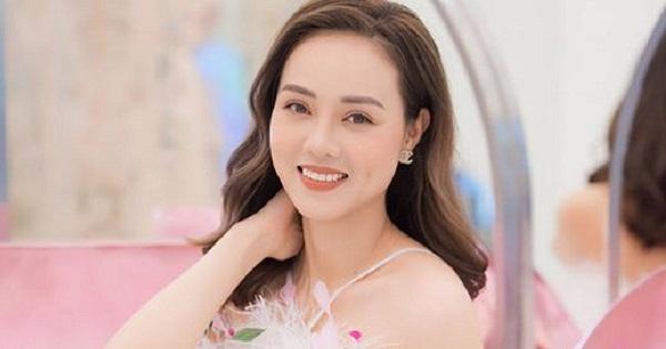 Ngọc Hà tiết lộ bị ông xã Công Lý "lừa" ngay ngày đầu đi phỏng vấn