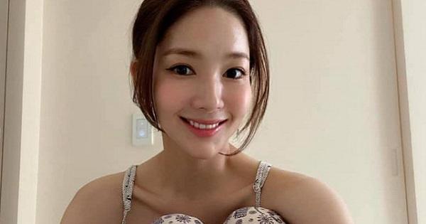 Park Min Young gầy gò ở tuổi 40