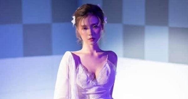 Midu tung ảnh mới, fan tấm tắc: "Dậy thì thật rồi"