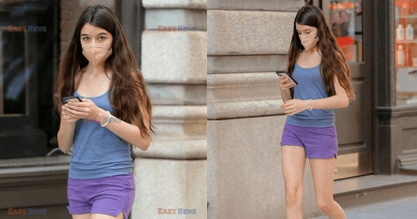 Con gái Tom Cruise chân dài miên man ở tuổi 15