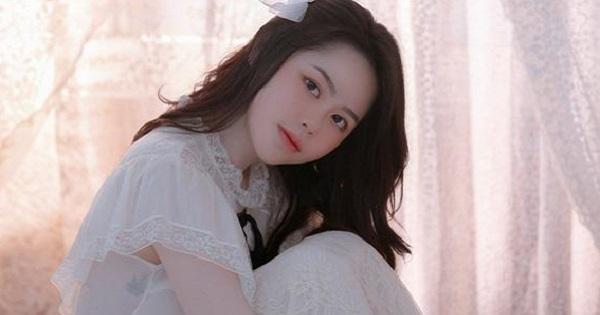 Vừa gia nhập VTV, tình cũ Quang Hải bị soi cằm nhọn mũi cao khác thường