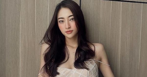 Lương Thùy Linh mặc váy buông lơi dây áo thế này đây