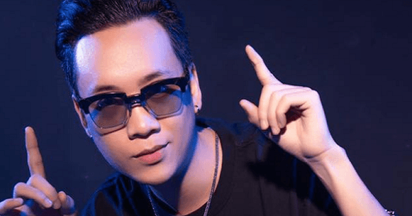 JustaTee đi Hàn mua snack ăn thấy ngon, nhưng sự thật là khô gà... cho chó