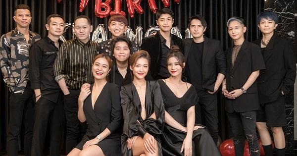 Vbiz có một nhóm bạn vừa đông vừa quyền lực, toàn ngôi sao xinh trai đẹp gái