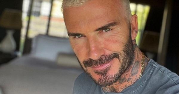 Anh bố 46 tuổi David Beckham tung ảnh selfie đậm mùi "thính", Victoria không thích nhưng Lệ Quyên thì thích