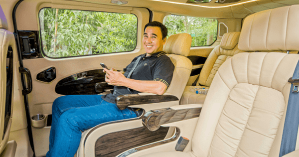 Nổi tiếng giàu có, MC Quyền Linh lần đầu khoe gia tài có "1 0 2" của mình