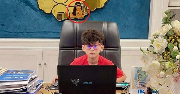 Khoe con trai ra dáng giám đốc, Đức Huy để lộ bóng dáng gái trẻ trong nhà