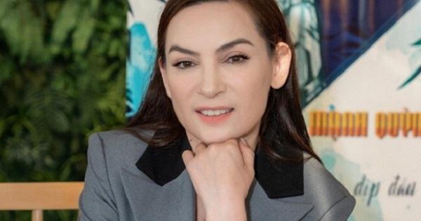 Sức khoẻ của Phi Nhung: Hồng Vân nói kỳ tích, bạn thân nói đã qua hiểm nguy