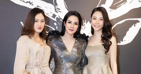 Bạn thân Diệp Lâm Anh đăng đàn ẩn ý: "Thương bạn thật nhiều"