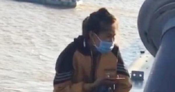 Công an kiên trì 3 tiếng khuyên can cô gái trẻ đòi nhảy cầu tự tử vì tình