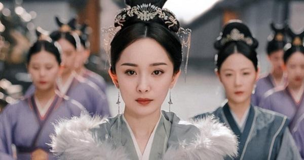 Dương Mịch vượt qua cái bóng của "Bạch Thiển" khi làm phi tần kiều diễm trong phim mới