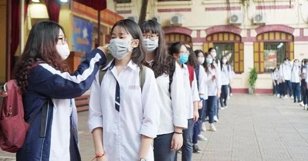 Hà Nội lại bỏ kế hoạch cho học sinh đi học lại vào ngày 6/12, chỉ khối 9 đến trường