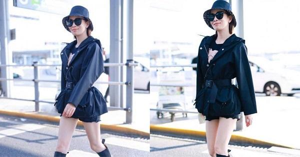 Xa Thi Mạn lên đồ ra sân bay như idol Hàn, chân dài trắng nõn ở tuổi U50