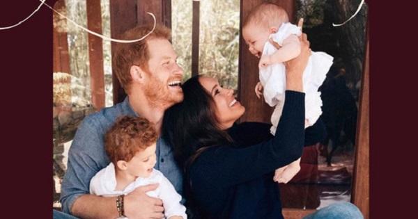 Tiểu công chúa Lilibet Diana nhà Harry - Meghan cuối cùng đã ra mắt công chúng