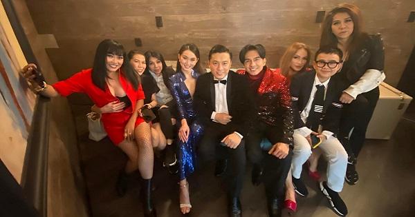 Khung ảnh toàn "huyền thoại" Vbiz khiến 8X, 9X xem mà thấy cả trời tuổi thơ