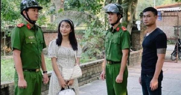 "Phố trong làng" dừng lên sóng, dàn diễn viên đồng loạt lên tiếng