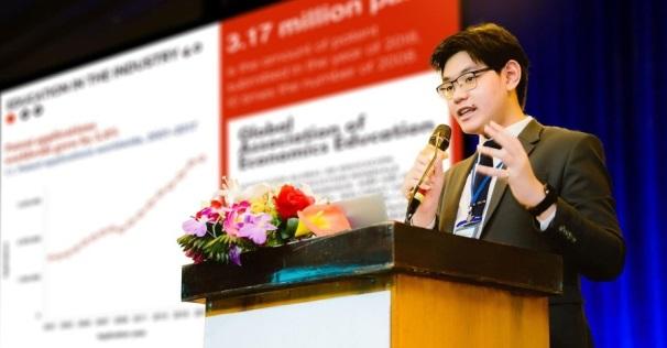 Nam sinh Quảng Ngãi đỗ 21 trường Đại học trên thế giới, 18 tuổi làm sếp