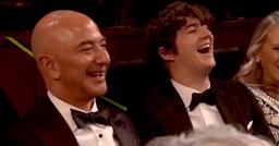 Con trai trưởng kín tiếng của bà cả nhà tỷ phú Jeff Bezos: Cao to điển trai, tài năng có thừa.