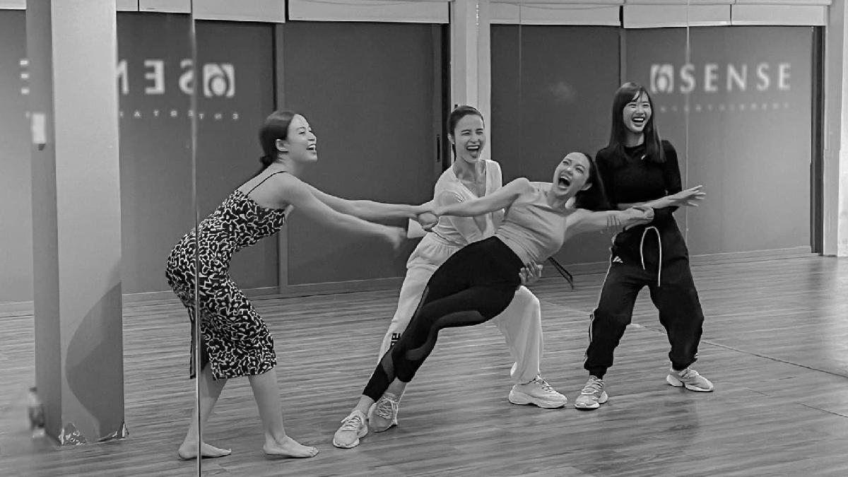 Đông Nhi, Hoàng Thuỳ Linh, Khả Ngân tập nhảy, hứa hẹn quậy tung đám cưới Minh Hằng